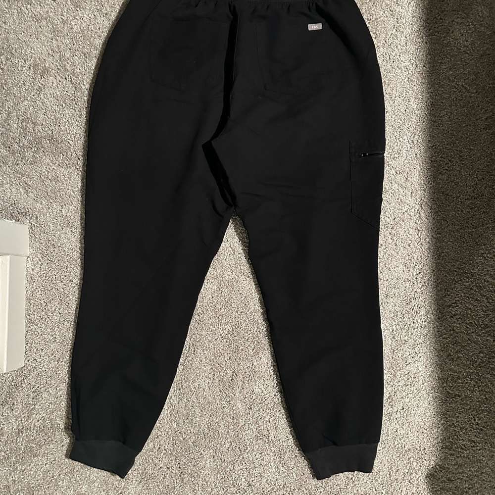Figs Black Technical Collection Pants - Picture 2 of 3